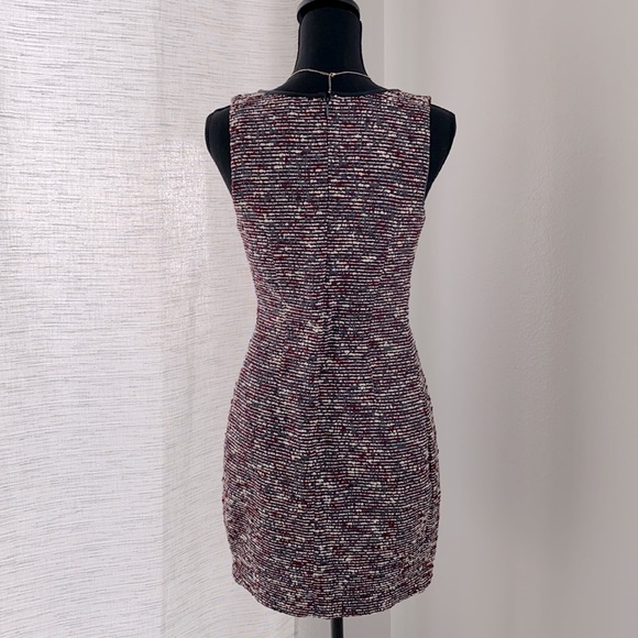 FOREVER 21 CONTEMPORARY PENCIL DRESS - Picture 4 of 8